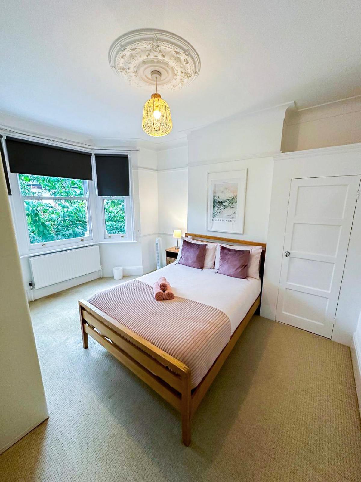 Lovely 3 Bedroom Maisonette With Private Roof Terrace In Hammersmith Londen Buitenkant foto