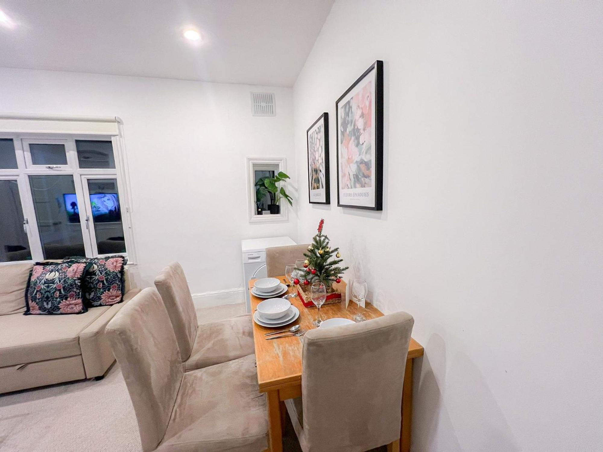 Lovely 3 Bedroom Maisonette With Private Roof Terrace In Hammersmith Londen Buitenkant foto